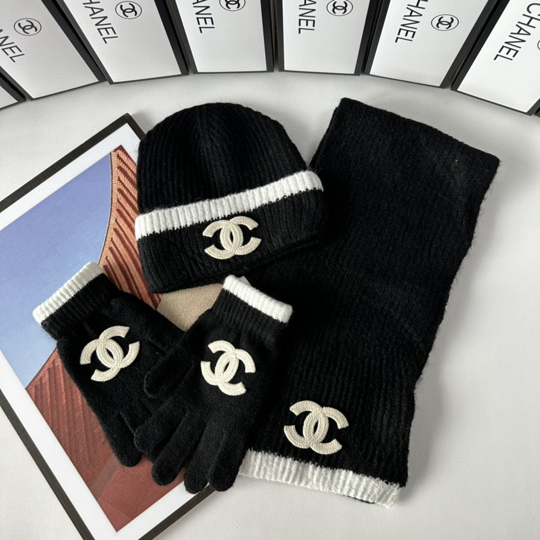 Fashion CC letter gloves hat scarf