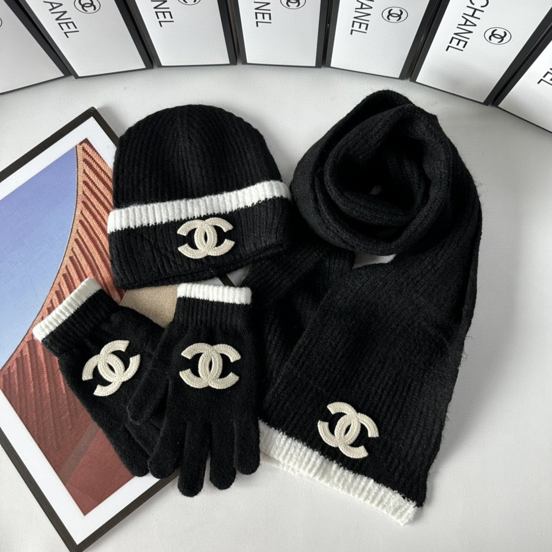 Fashion CC letter gloves hat scarf