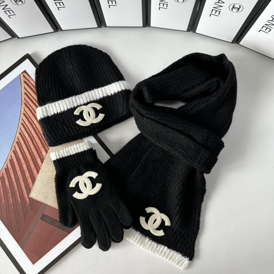 Fashion CC letter gloves hat scarf