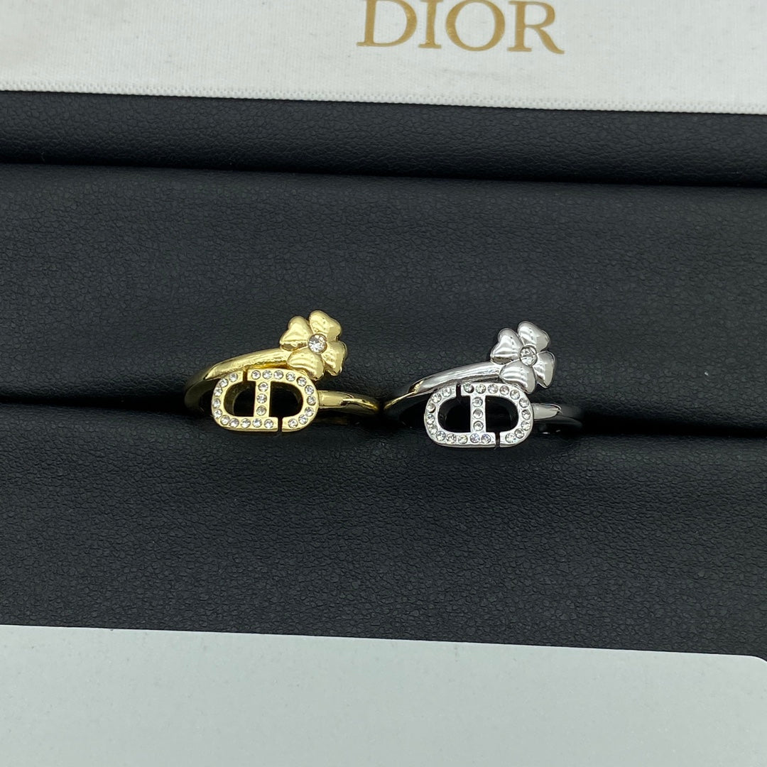 Fashion CD Letter Ring