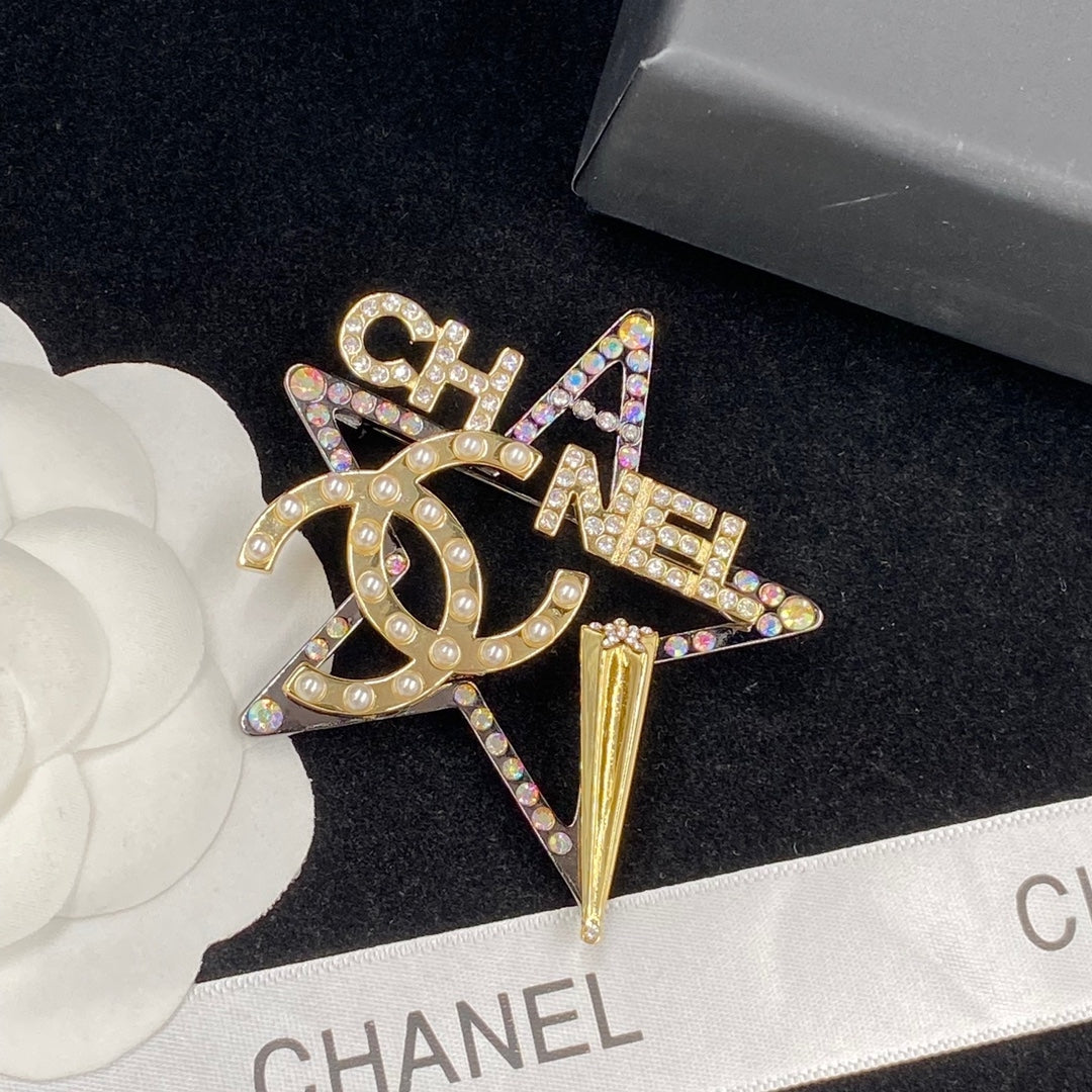 Fashion GG Brooch