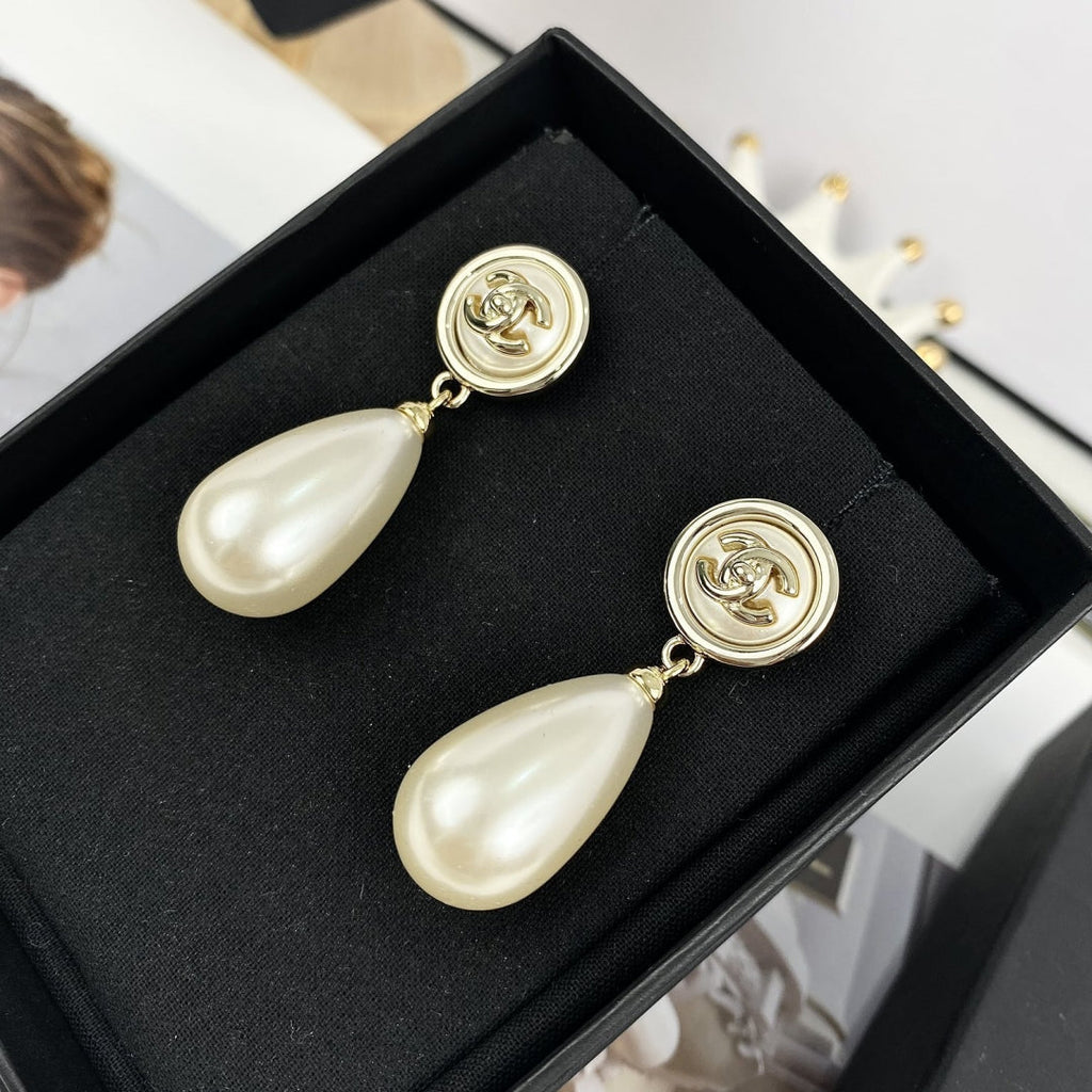 Fashion CC Rhinestone Dangle Earrings