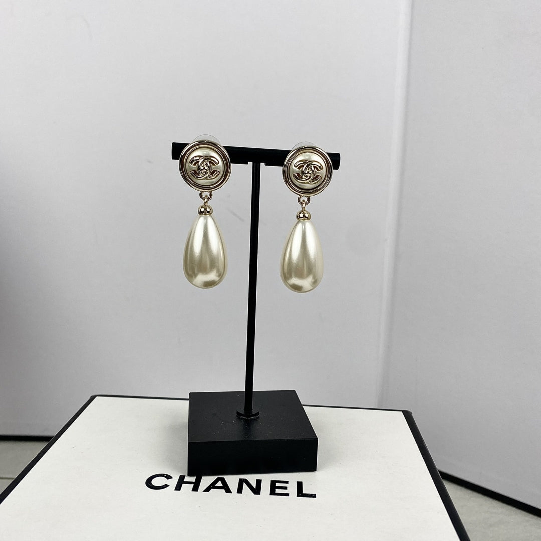 Fashion CC Rhinestone Dangle Earrings