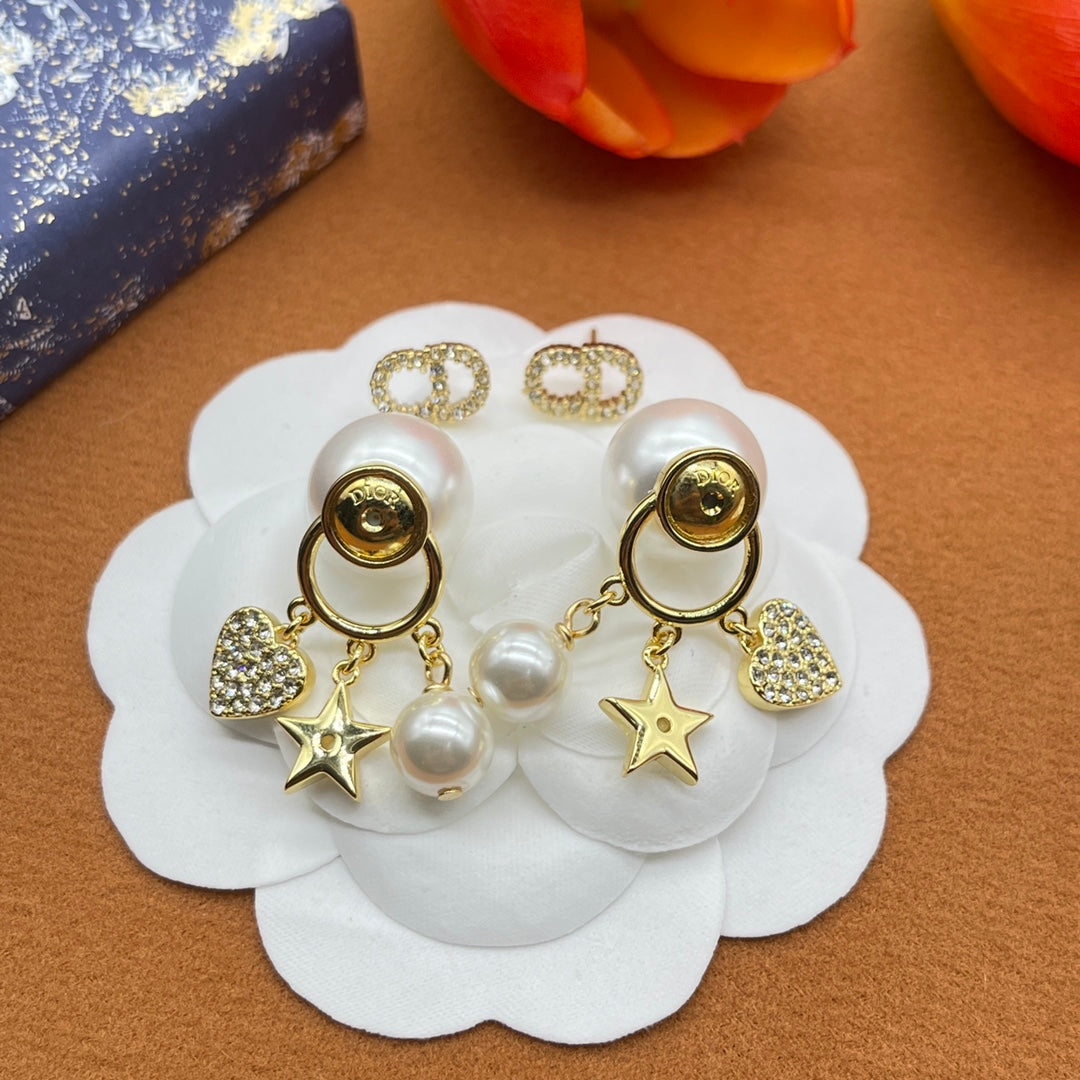 Fashion CC Star Pendant Earrings