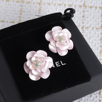 Fashion CC Flower Pearl Earrings
