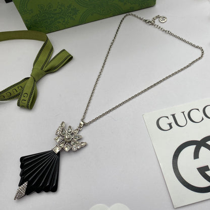 Fashion GG rhinestone necklace earrings in one