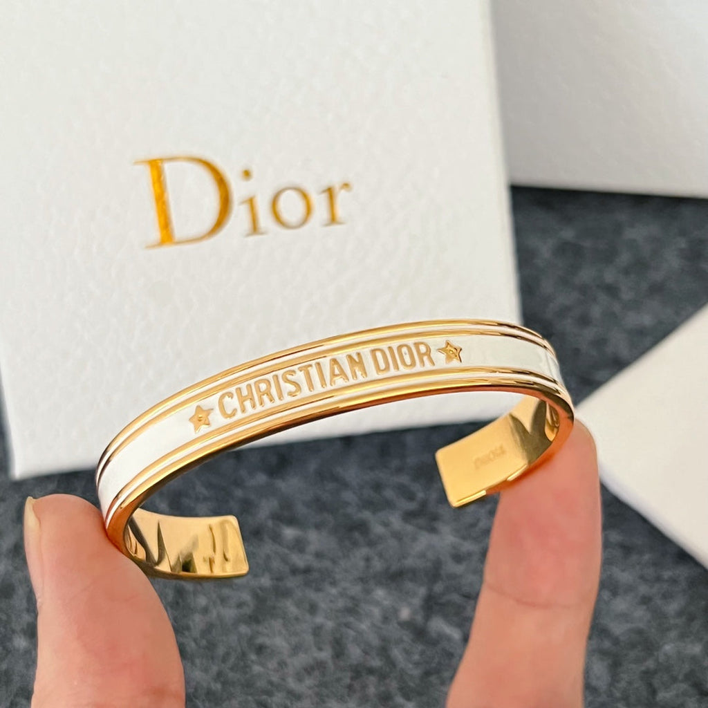 Classic CD open bracelet
