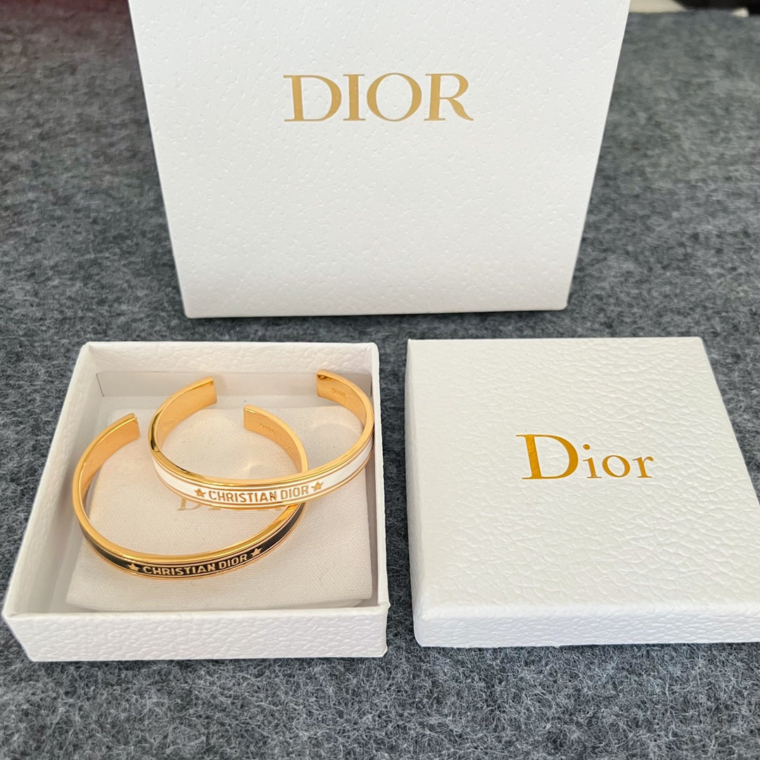 Classic CD open bracelet