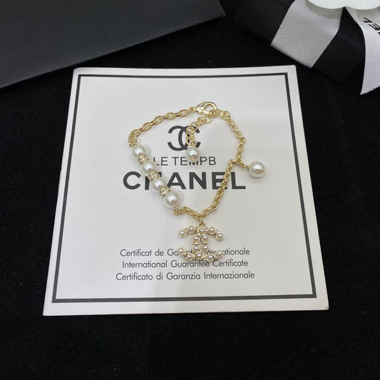 Fashion CC Pearl Bracelet