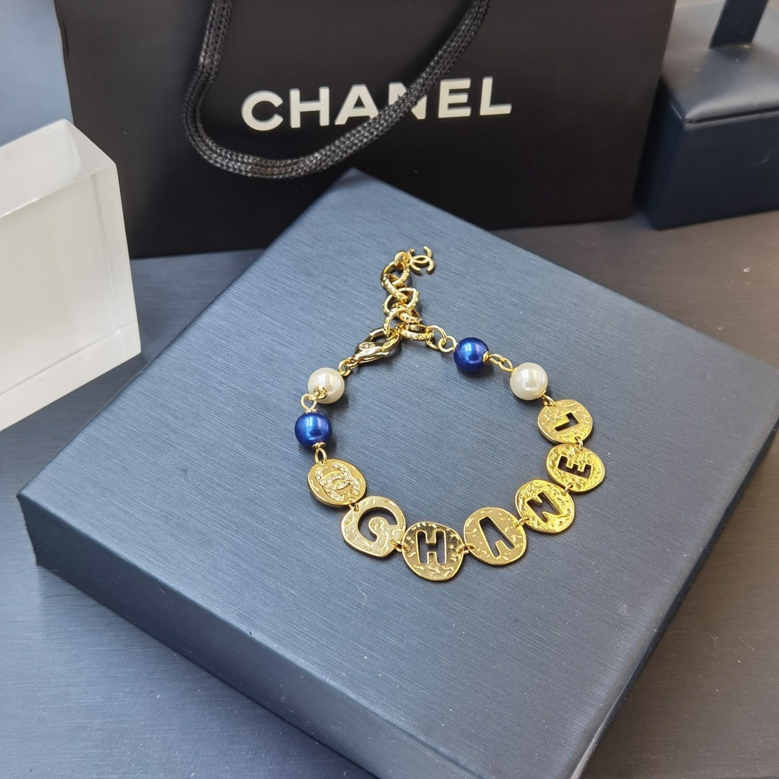 Fashion CC Pearl Letter Bracelet