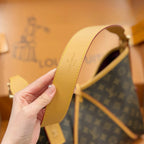 Fashion Clover Crossbody Bag