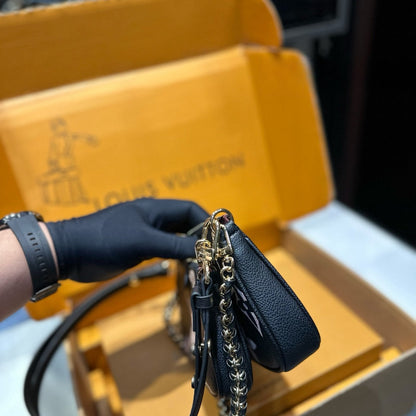 Fashion Clover Crossbody Bag