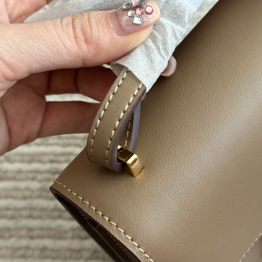 Fashion H letter messenger bag