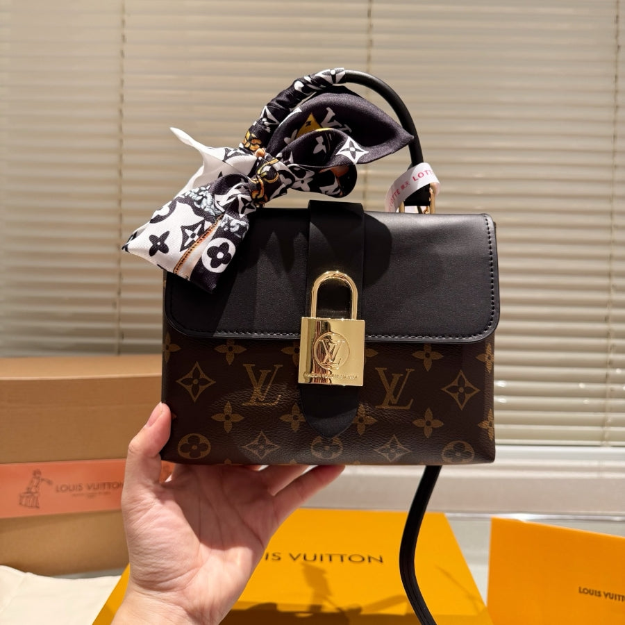 Fashion Clover Crossbody Bag