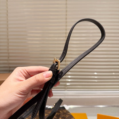 Fashion Clover Crossbody Bag