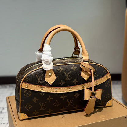 Fashion Clover Crossbody Bag