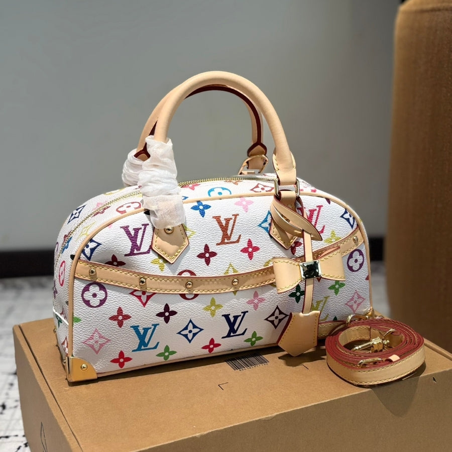 Fashion Clover Crossbody Bag