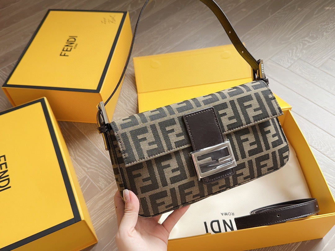 Fashion FF Crossbody Bag