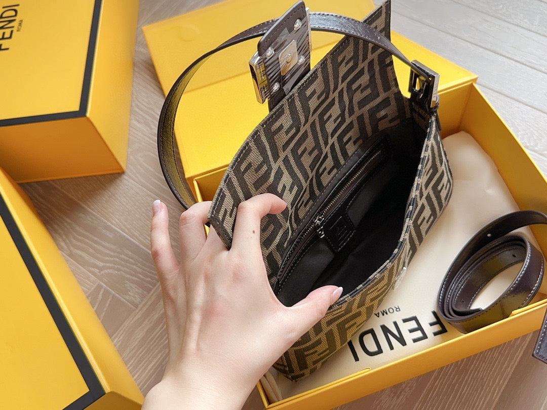 Fashion FF Crossbody Bag