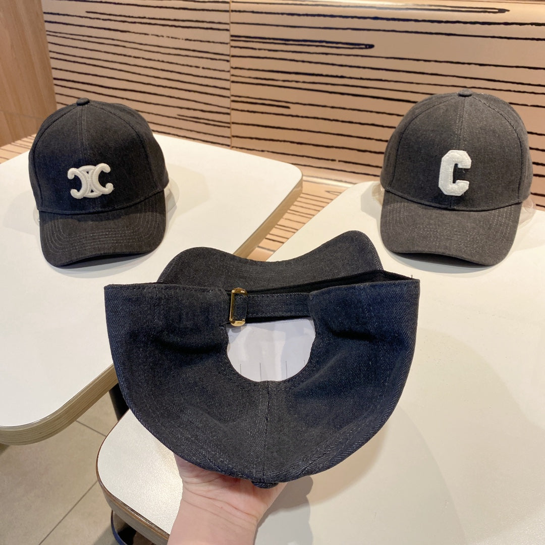 Fashion CEL letter baseball cap
