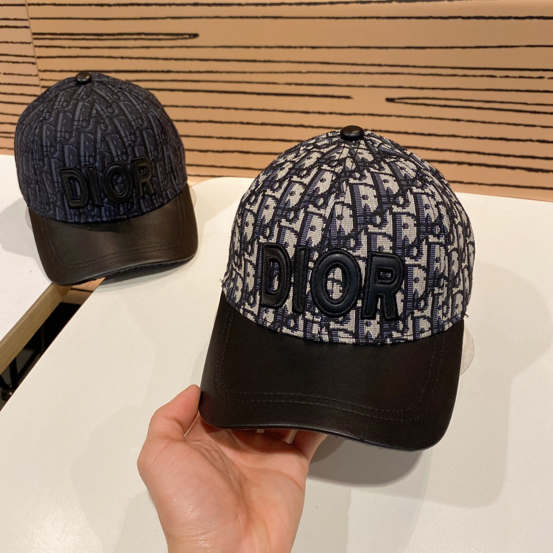 Fashion CD letter baseball cap