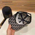 Fashion CD letter baseball cap