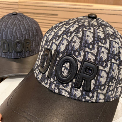 Fashion CD letter baseball cap