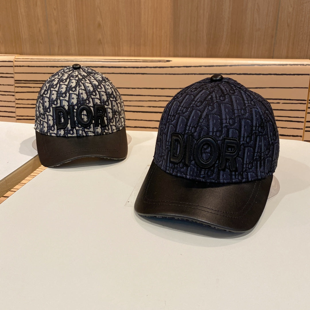 Fashion CD letter baseball cap