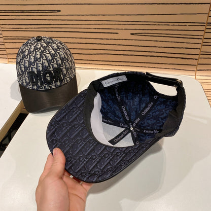 Fashion CD letter baseball cap