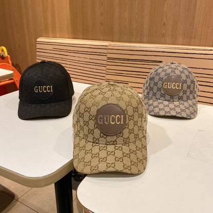 Fashion CD letter baseball cap