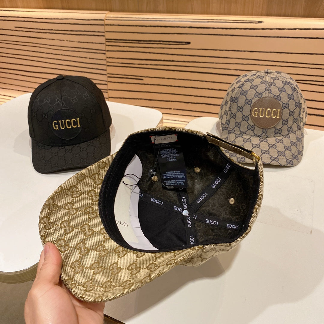 Fashion CD letter baseball cap