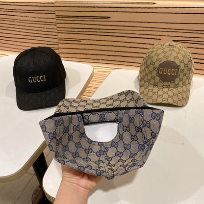 Fashion CD letter baseball cap