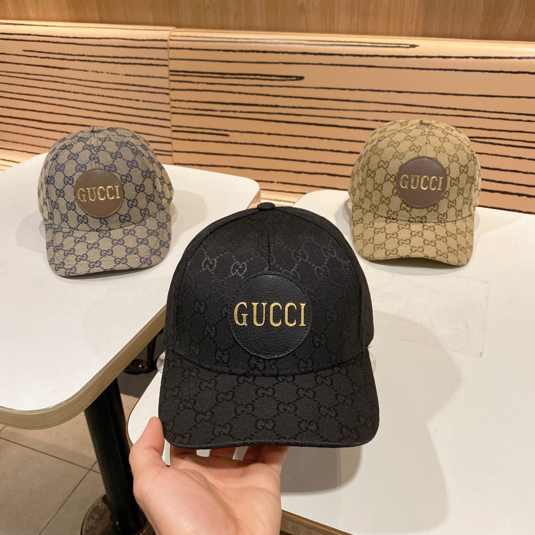 Fashion CD letter baseball cap
