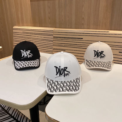 Fashion CD letter baseball cap