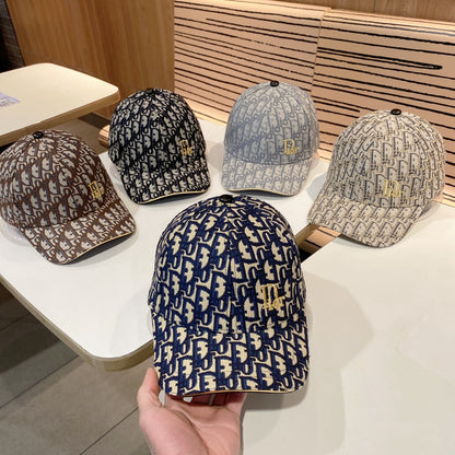 Fashion CD letter baseball cap