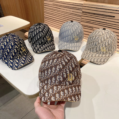 Fashion CD letter baseball cap