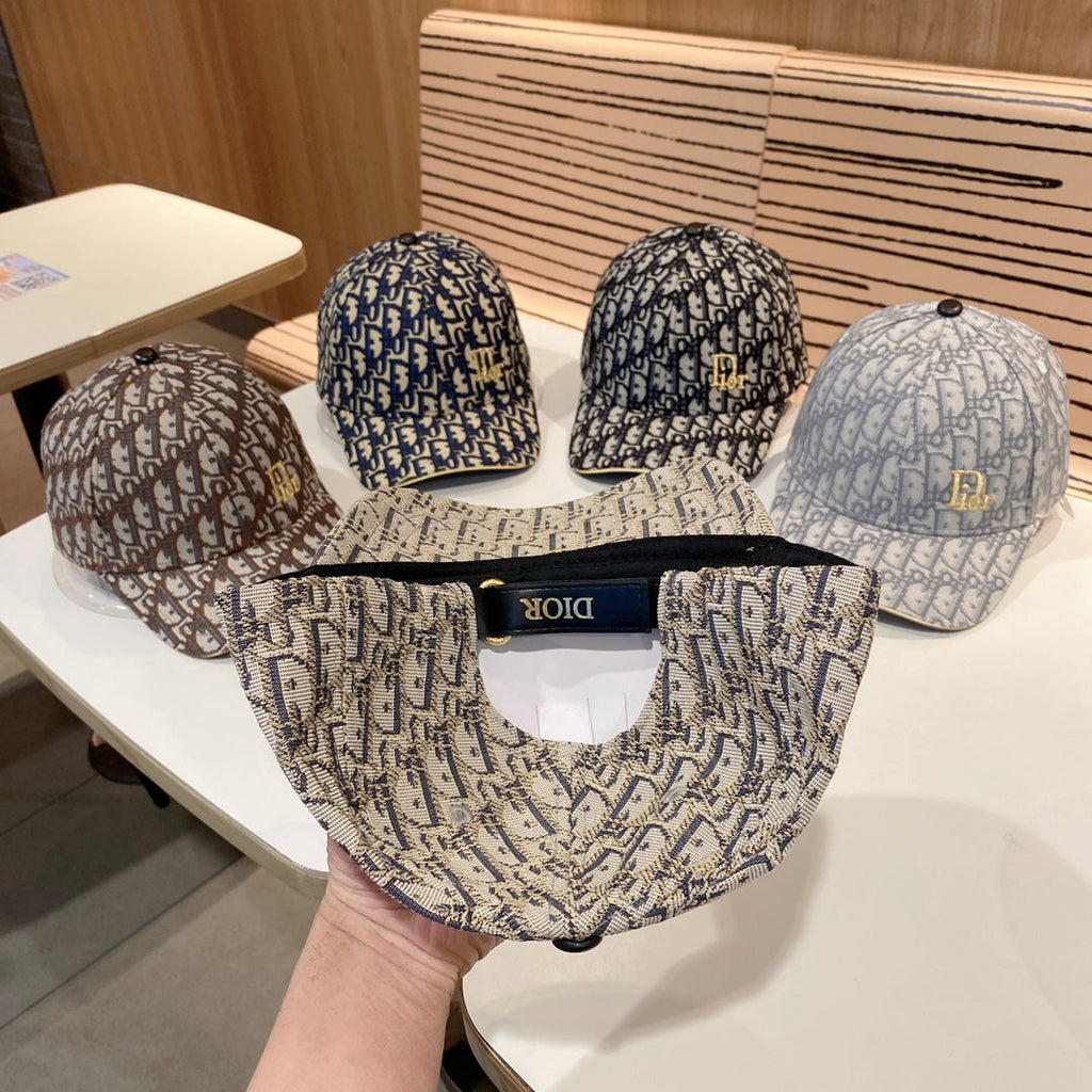 Fashion CD letter baseball cap