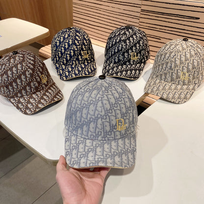 Fashion CD letter baseball cap