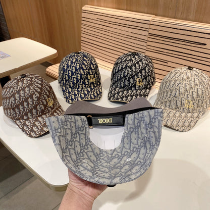 Fashion CD letter baseball cap