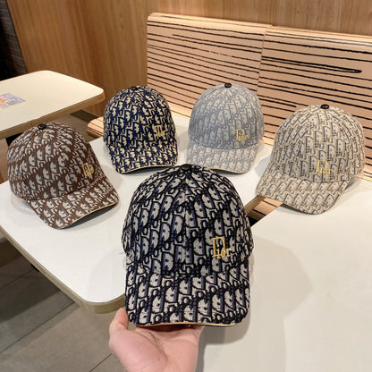 Fashion CD letter baseball cap