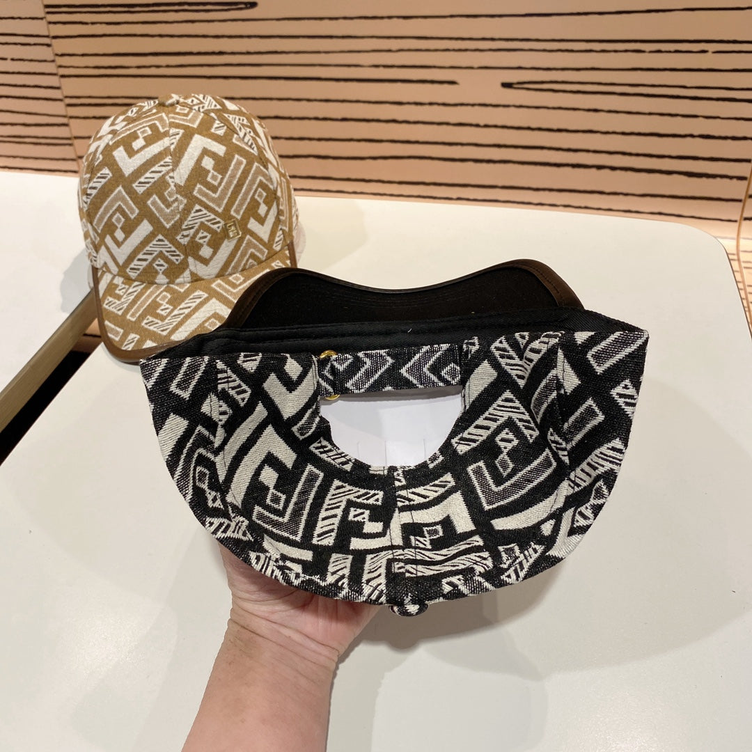 Fashion FF letter baseball cap