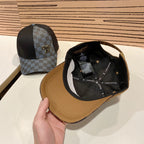 Fashionable four-leaf clover letter baseball cap