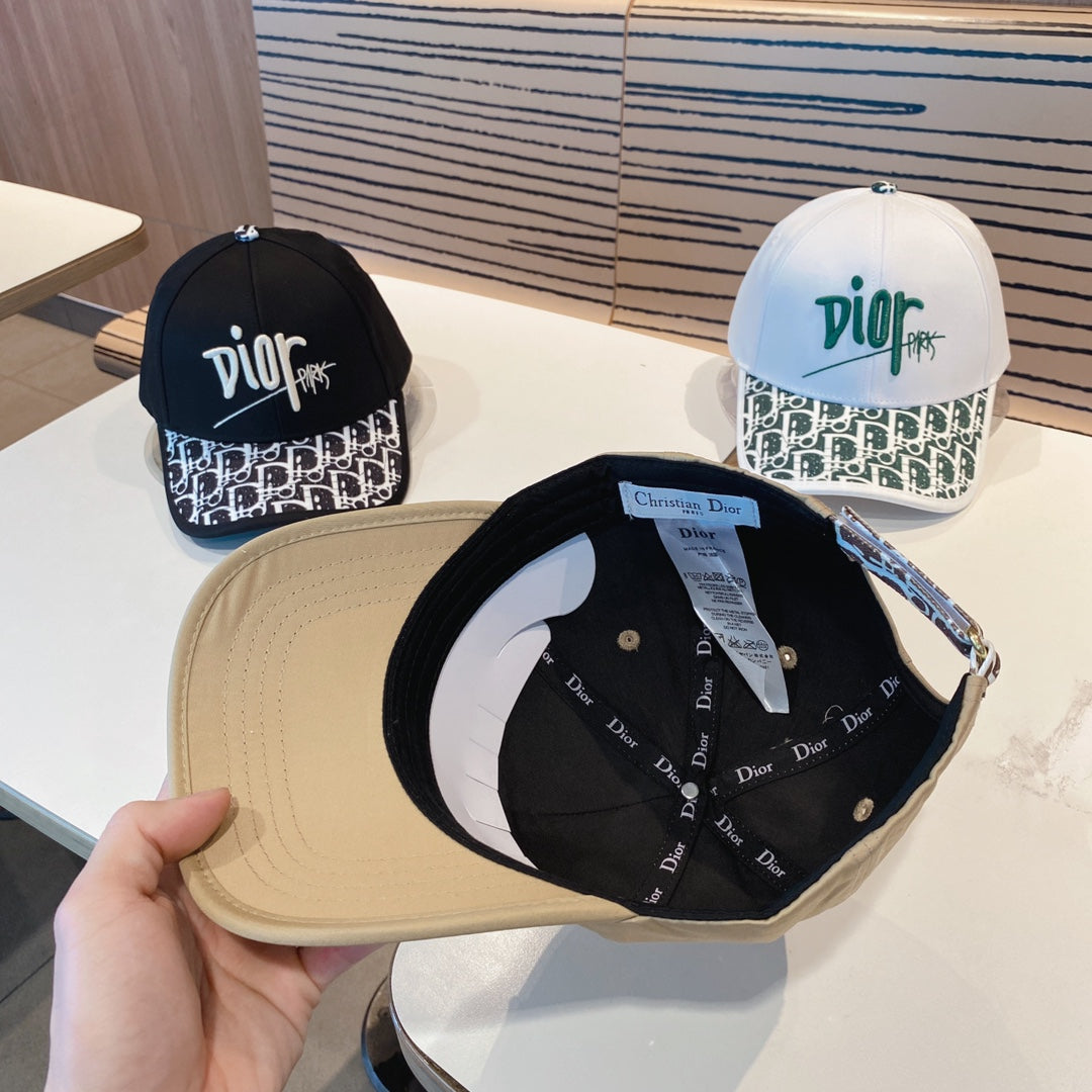 Fashion CD letter baseball cap