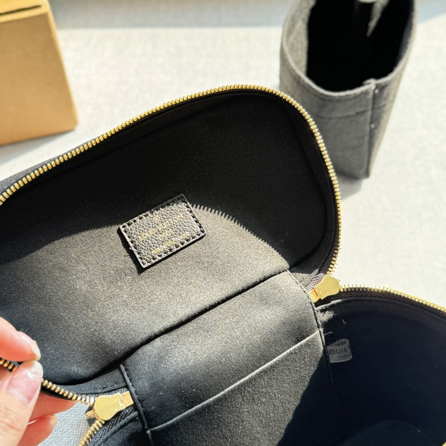 Fashion four-leaf clover letter handbag