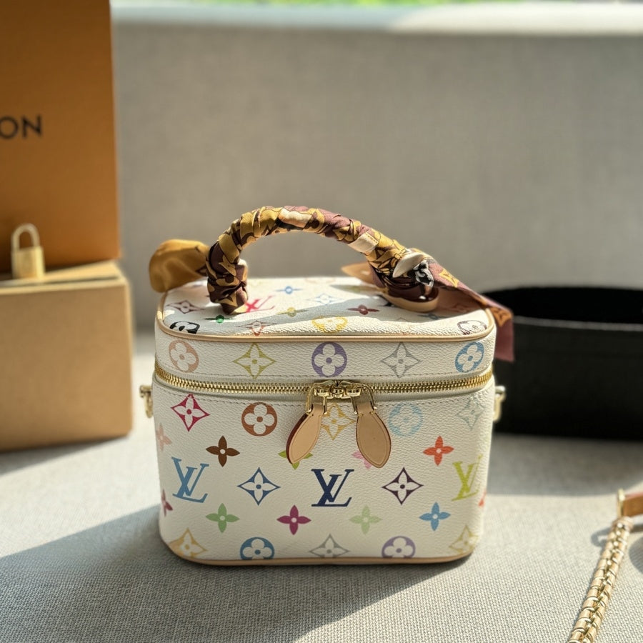Fashion Clover Letter Handbag
