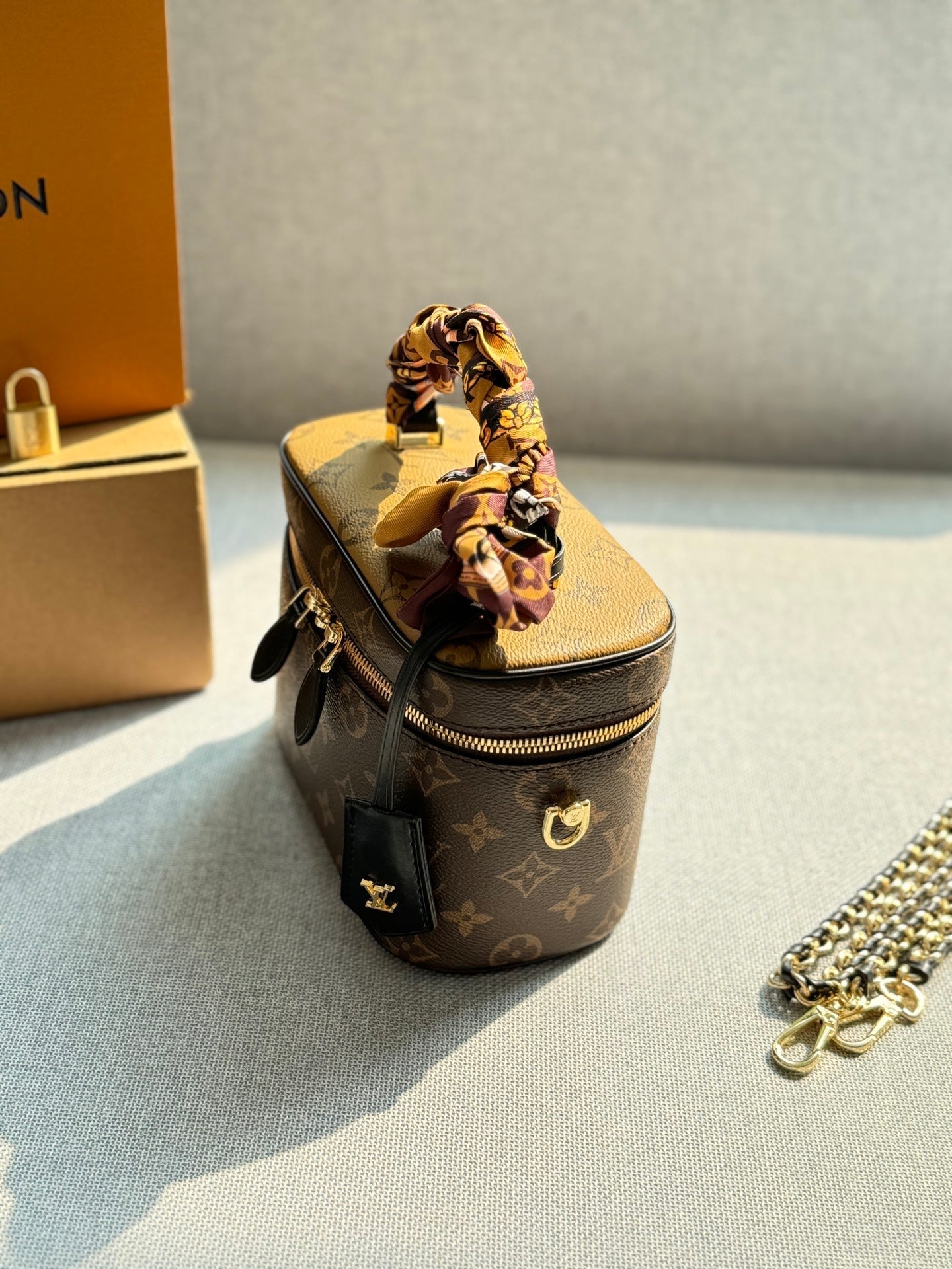 Fashion Clover Letter Handbag