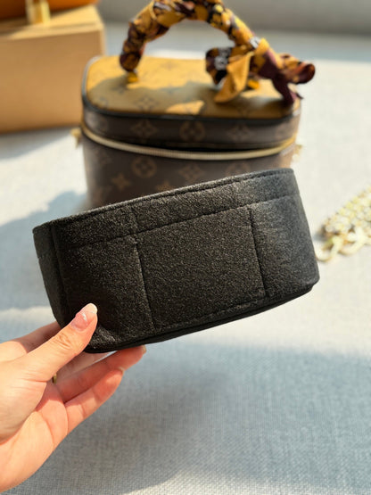 Fashion Clover Letter Handbag