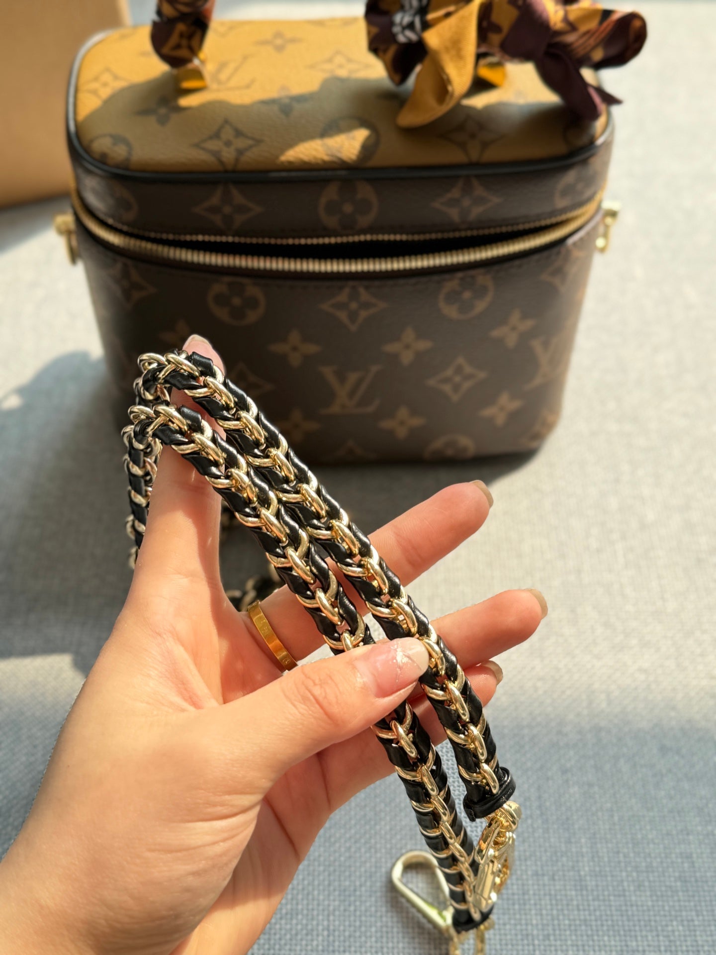 Fashion Clover Letter Handbag