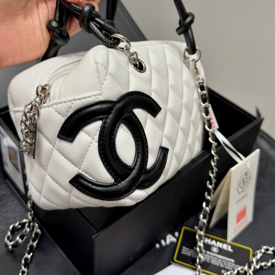 Fashion CC printed leather handbag