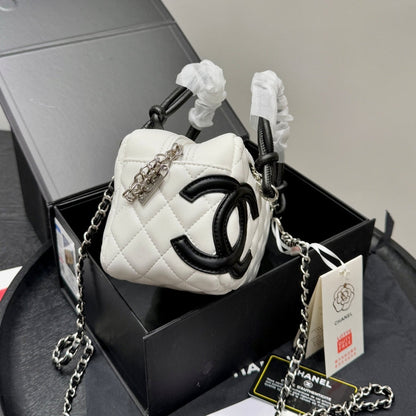 Fashion CC printed leather handbag